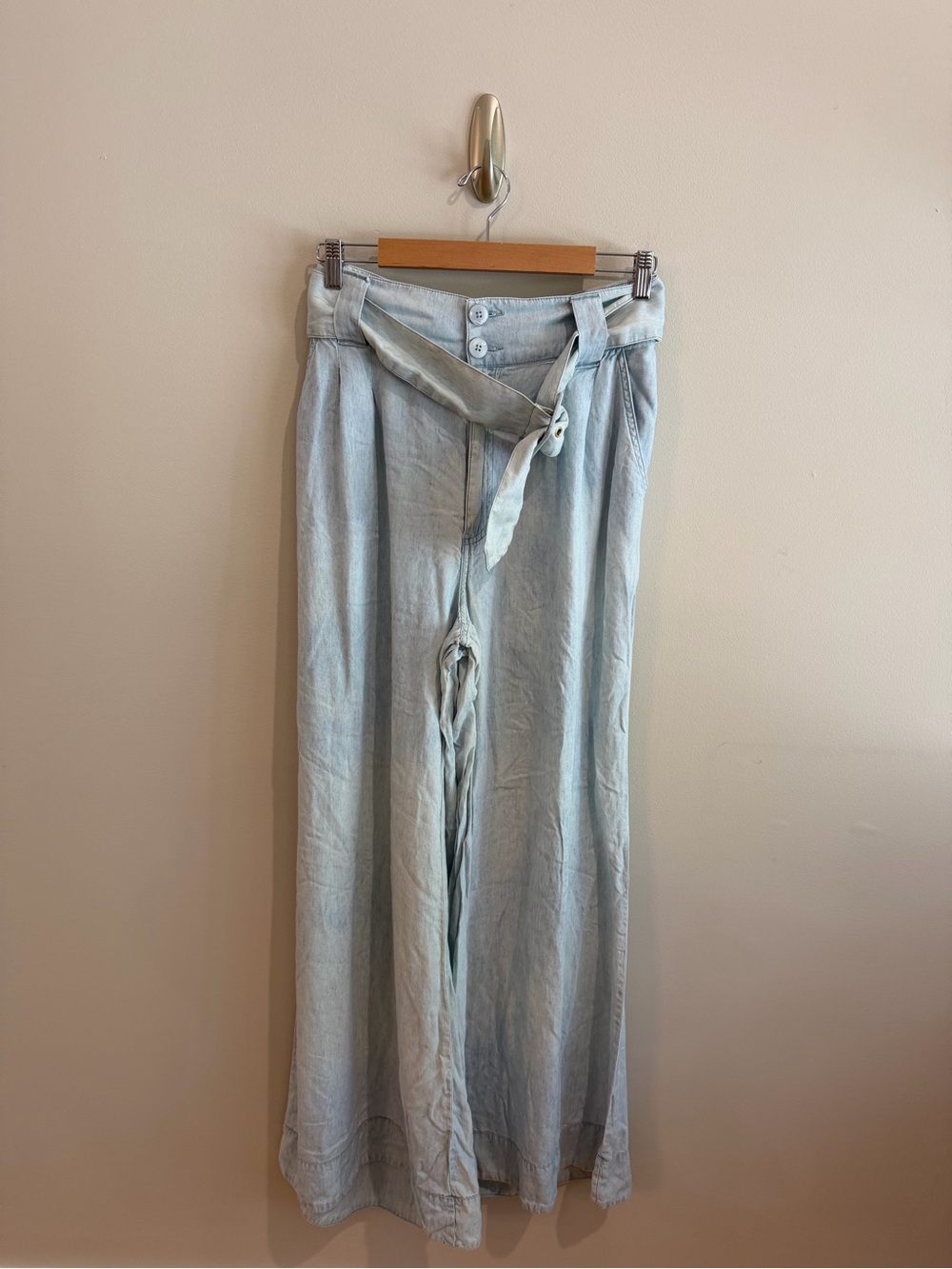 Show Me Your MuMu Pale Blue Wide-Leg Belted Jeans